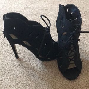 Elle lace up heels size 7